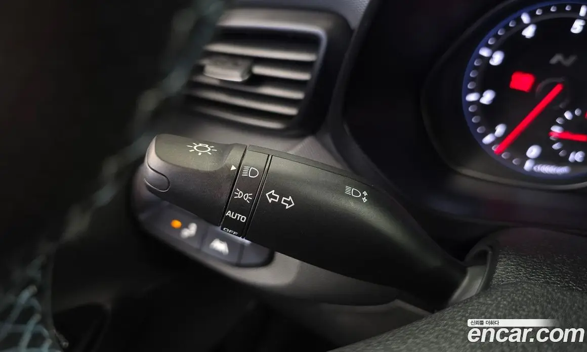 Hyundai Veloster 2021 2.0 механика, фото 29