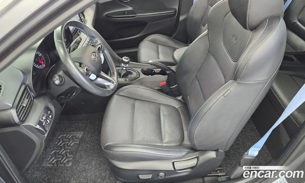 Hyundai Veloster 2021 2.0 механика, фото 30