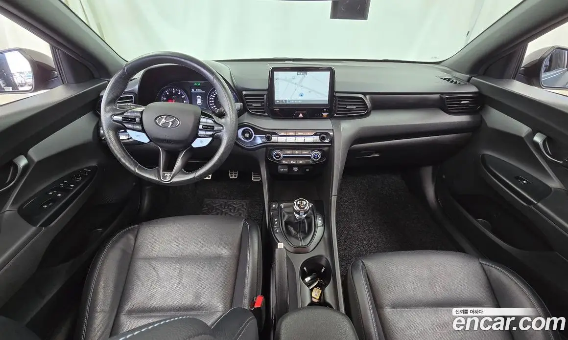 Hyundai Veloster 2021 2.0 механика, фото 10