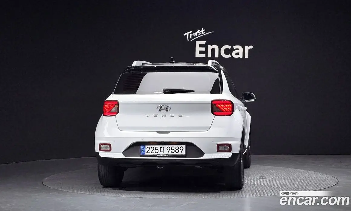 Hyundai Venue 2020 1.6 автомат (гидро), фото 3