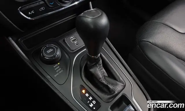 Jeep Cherokee 2019 2.4 автомат (гидро), миниатюра 9