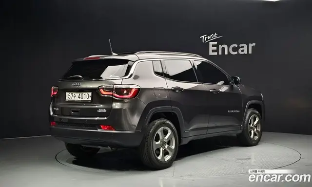 Jeep Compass 2018 2.4 автомат (гидро), миниатюра 2