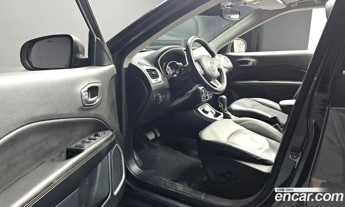 Jeep Compass 2018 2.4 автомат (гидро), фото 13