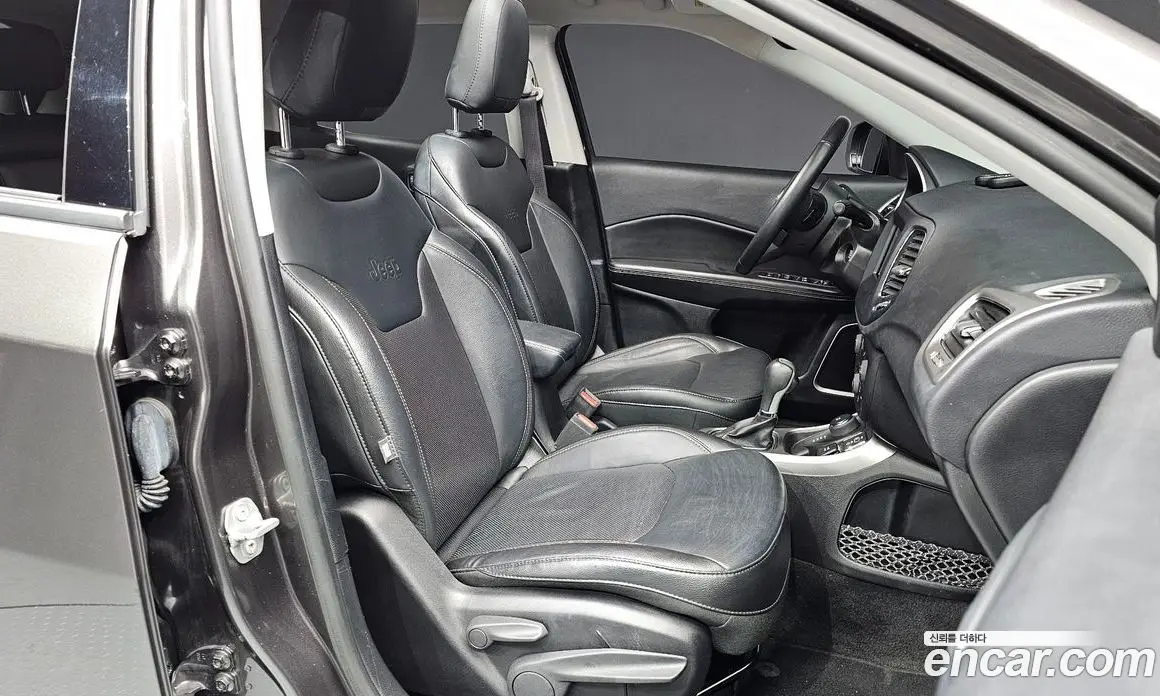 Jeep Compass 2018 2.4 автомат (гидро), фото 17