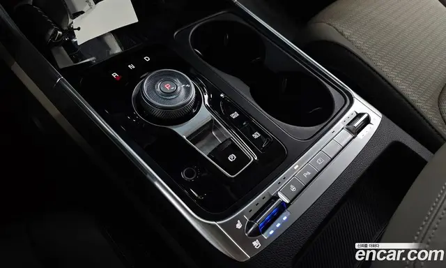Kia Carnival 2024 3.5 автомат (гидро), миниатюра 9