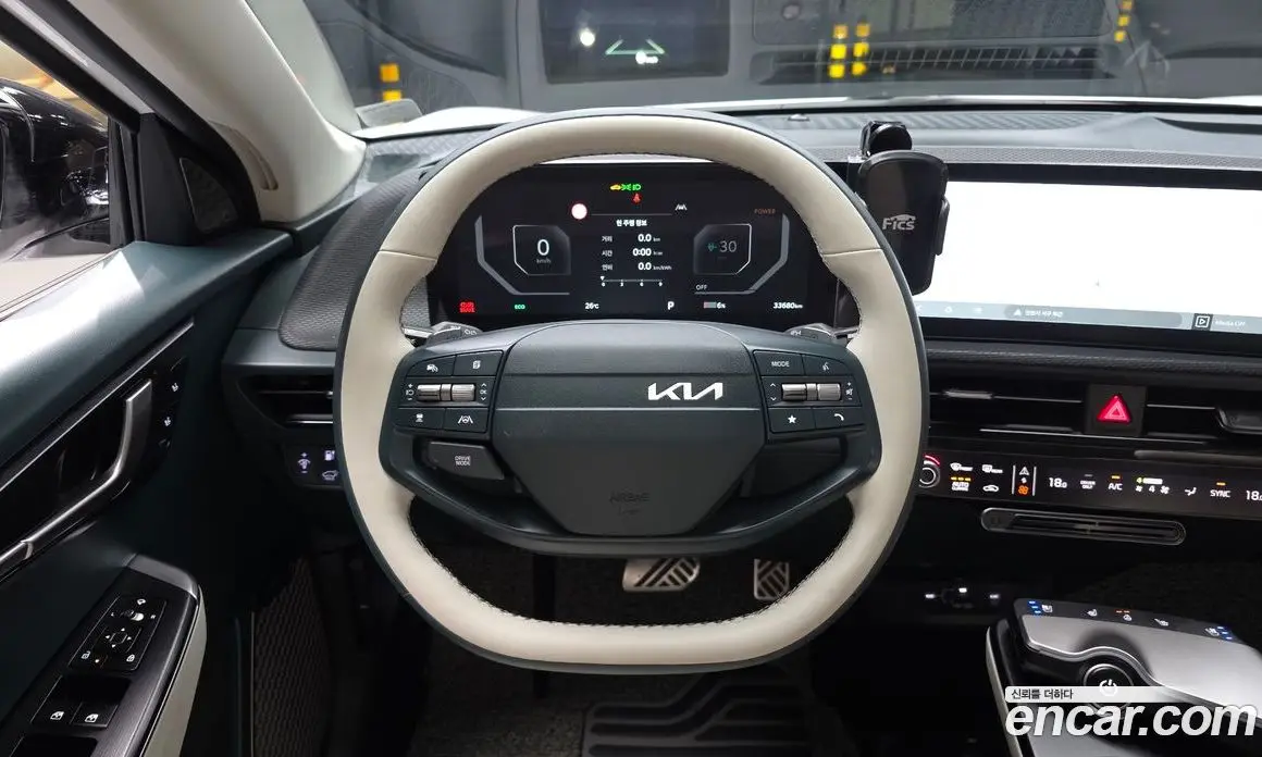 Kia EV6 2024 0.1 автомат (гидро), фото 13