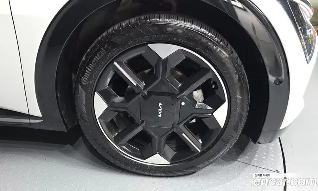 Kia EV6 2024 0.1 автомат (гидро), миниатюра 5