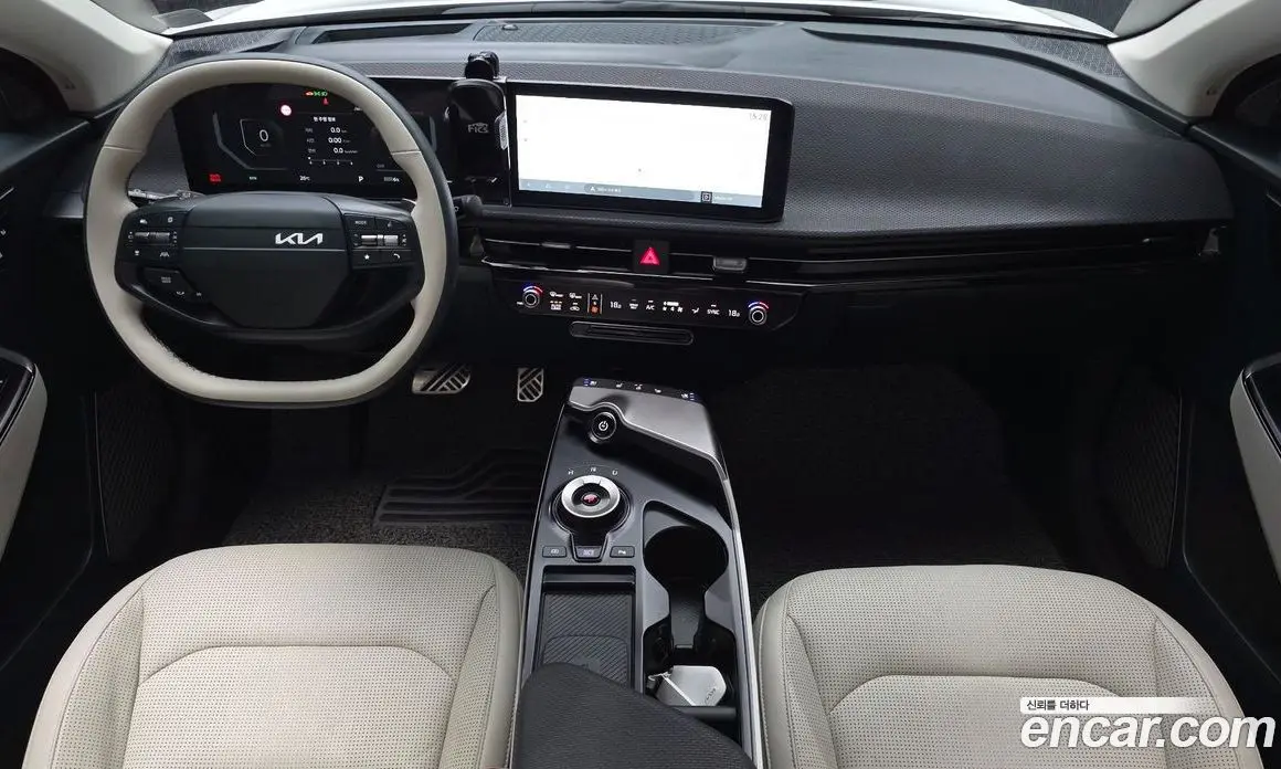 Kia EV6 2024 0.1 автомат (гидро), фото 7