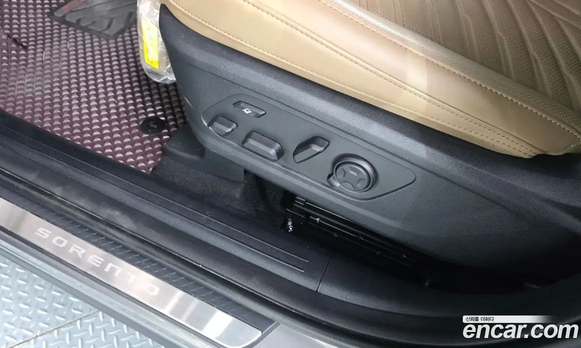 Kia Sorento 2023 1.6 автомат (гидро), фото 31