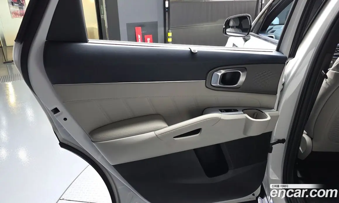 Kia Sorento 2024 1.6 автомат (гидро), фото 15