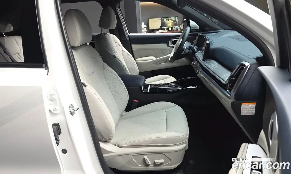 Kia Sorento 2024 1.6 автомат (гидро), фото 17
