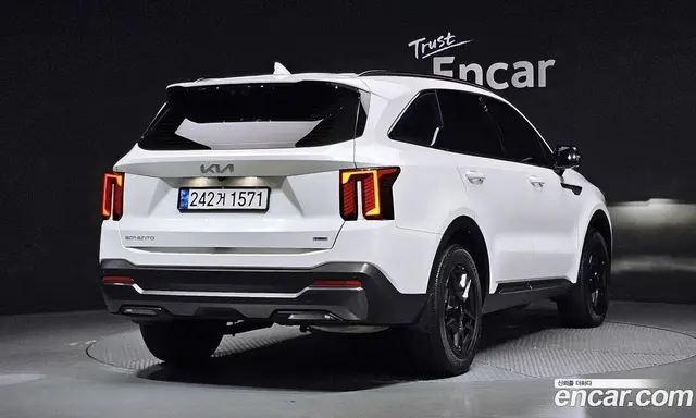 Kia Sorento 2024 1.6 автомат (гидро), миниатюра 2
