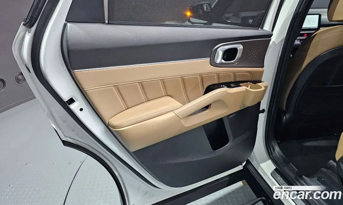 Kia Sorento 2024 1.6 автомат (гидро), фото 15