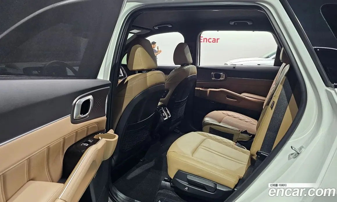Kia Sorento 2024 1.6 автомат (гидро), фото 17