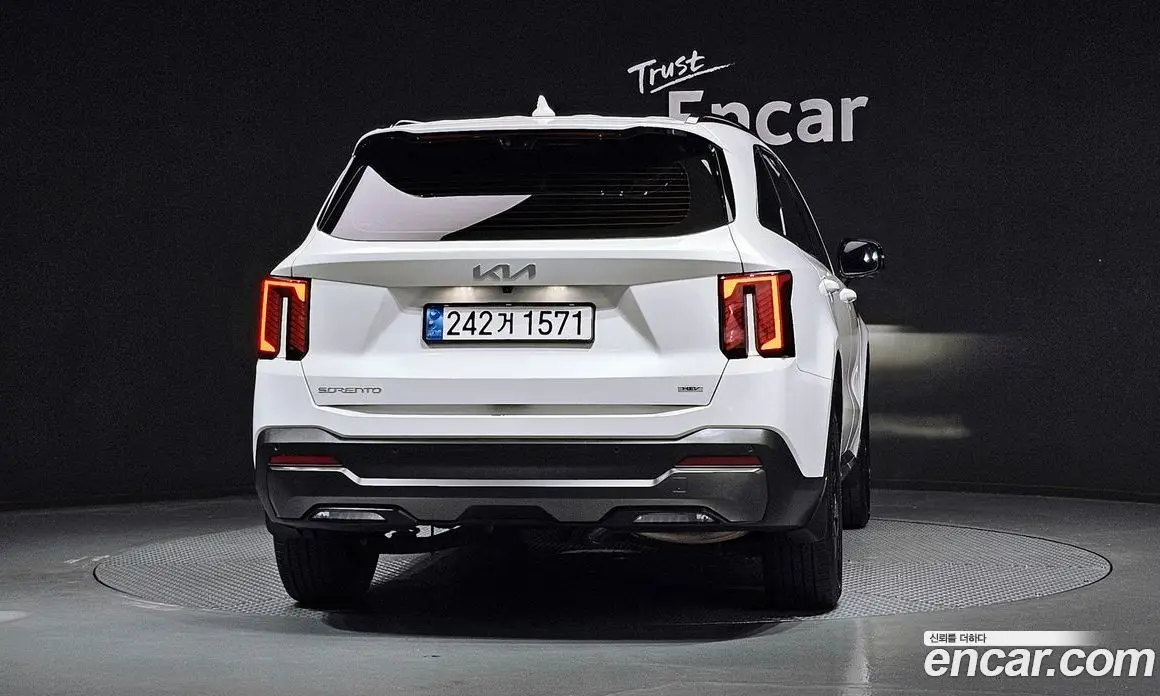 Kia Sorento 2024 1.6 автомат (гидро), фото 4