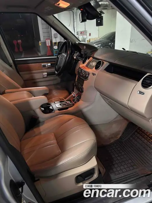 Land Rover Discovery 2013 3.0 автомат (гидро), миниатюра 9