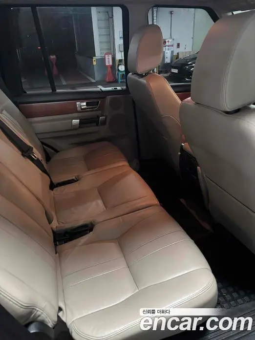 Land Rover Discovery 2013 3.0 автомат (гидро), миниатюра 10