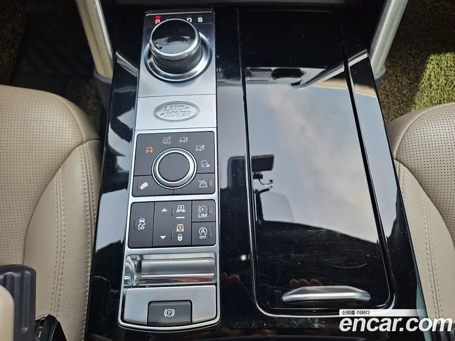 Land Rover Discovery 2017 2.0 автомат (гидро), фото 20