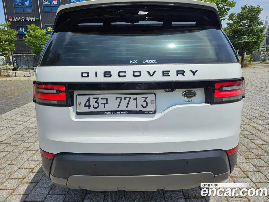 Land Rover Discovery 2017 2.0 автомат (гидро), фото 7