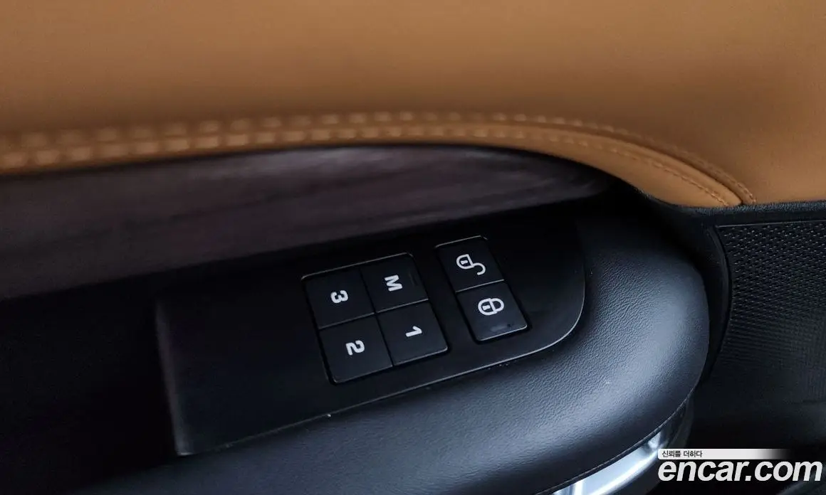 Land Rover Discovery 2018 3.0 автомат (гидро), фото 31