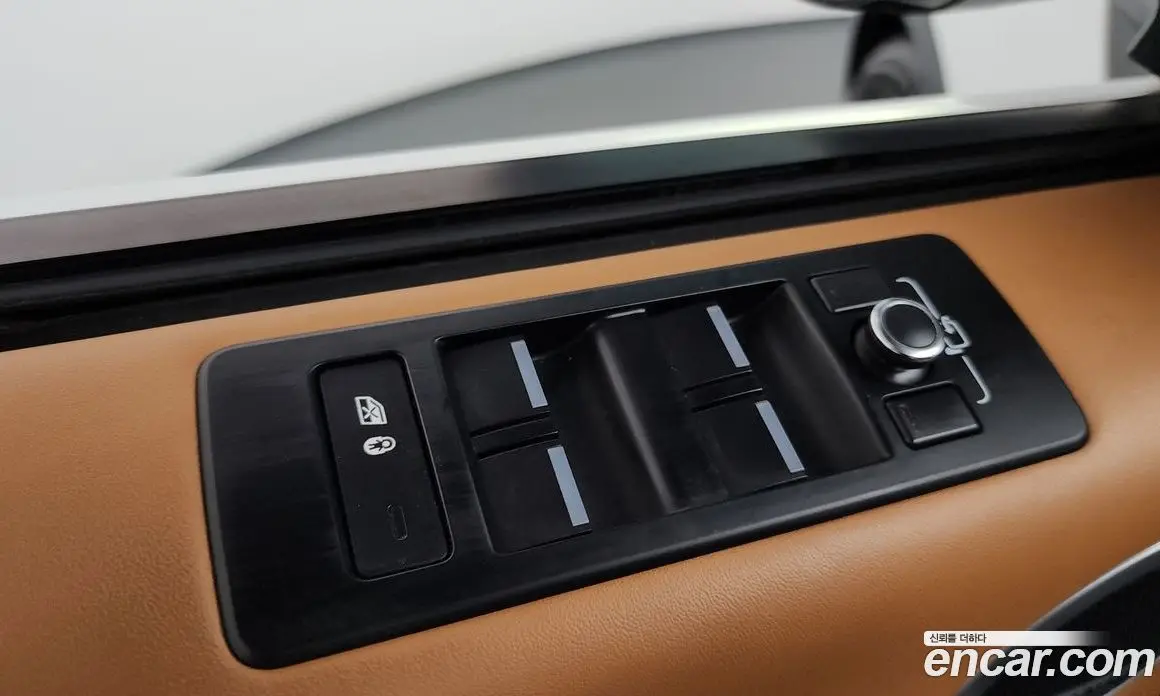 Land Rover Discovery 2018 3.0 автомат (гидро), фото 32