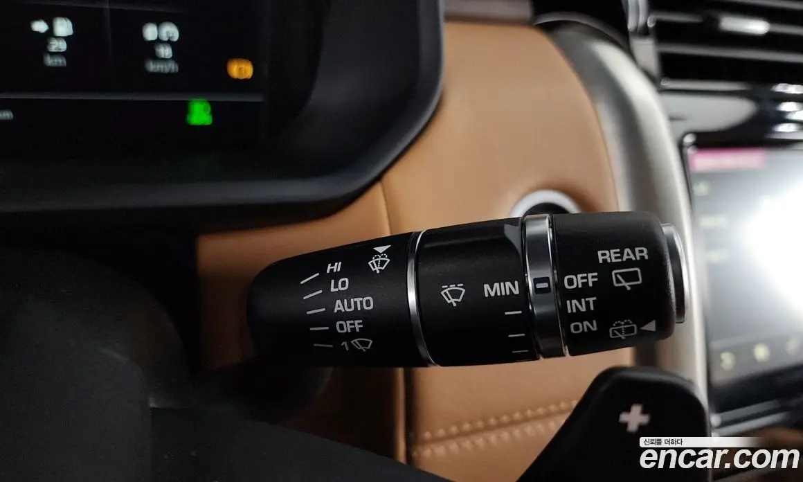 Land Rover Discovery 2018 3.0 автомат (гидро), фото 35