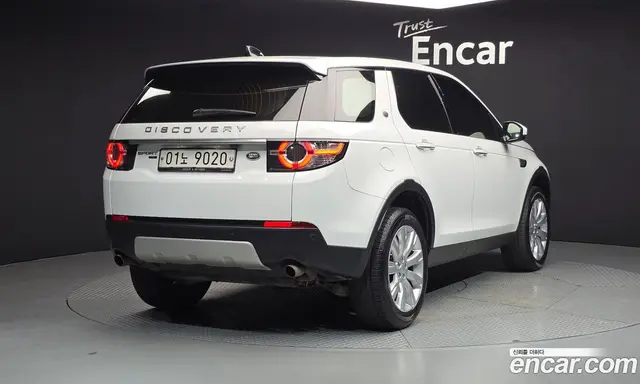 Land Rover Discovery Sport 2017 2.0 автомат (гидро), миниатюра 2