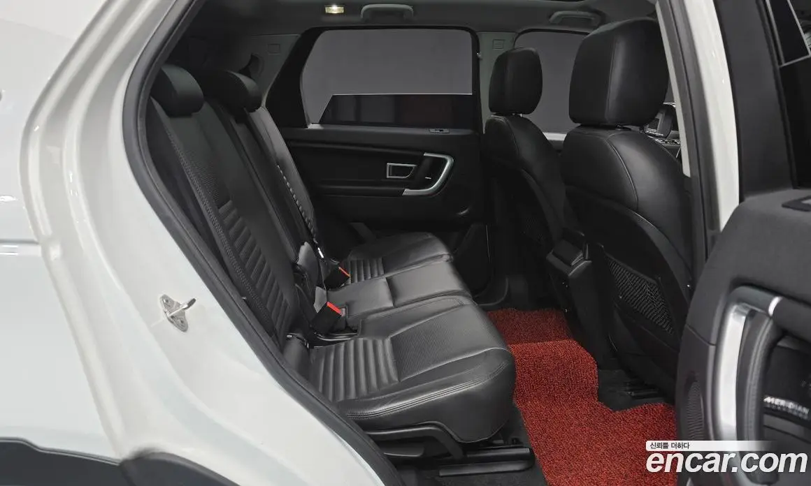 Land Rover Discovery Sport 2017 2.0 автомат (гидро), фото 11