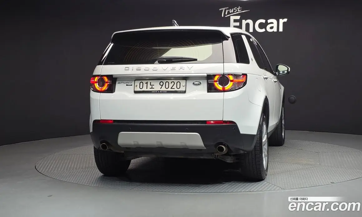 Land Rover Discovery Sport 2017 2.0 автомат (гидро), фото 4