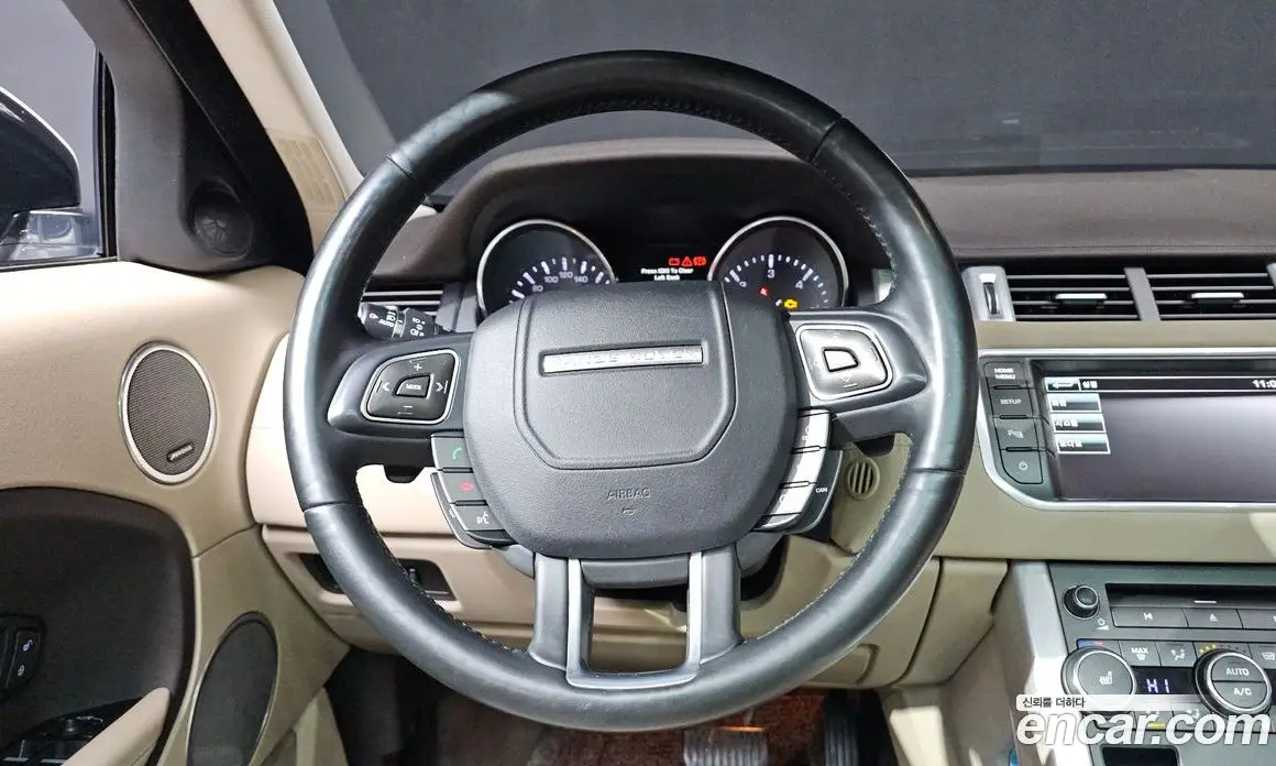Land Rover Range Rover Evoque 2015 2.2 автомат (гидро), фото 11