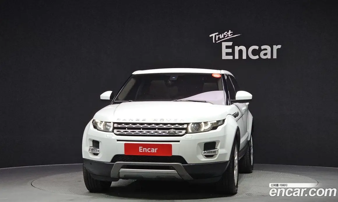 Land Rover Range Rover Evoque 2015 2.2 автомат (гидро), фото 3