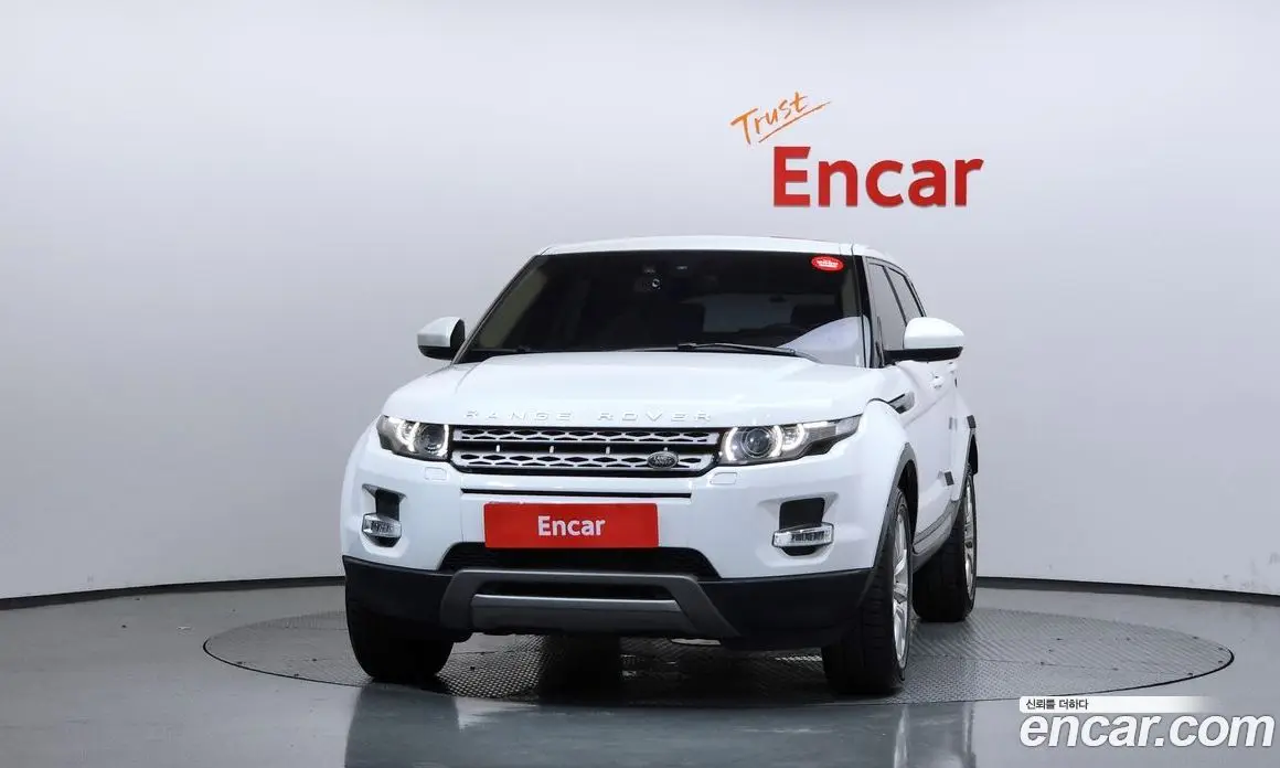 Land Rover Range Rover Evoque 2015 2.2 автомат (гидро), фото 3