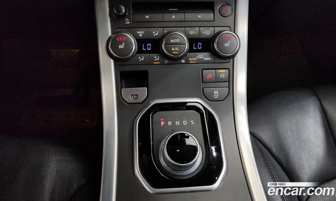 Land Rover Range Rover Evoque 2015 2.2 автомат (гидро), фото 9