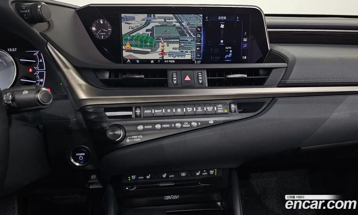 Lexus ES 2019 2.5 автомат (гидро), фото 18