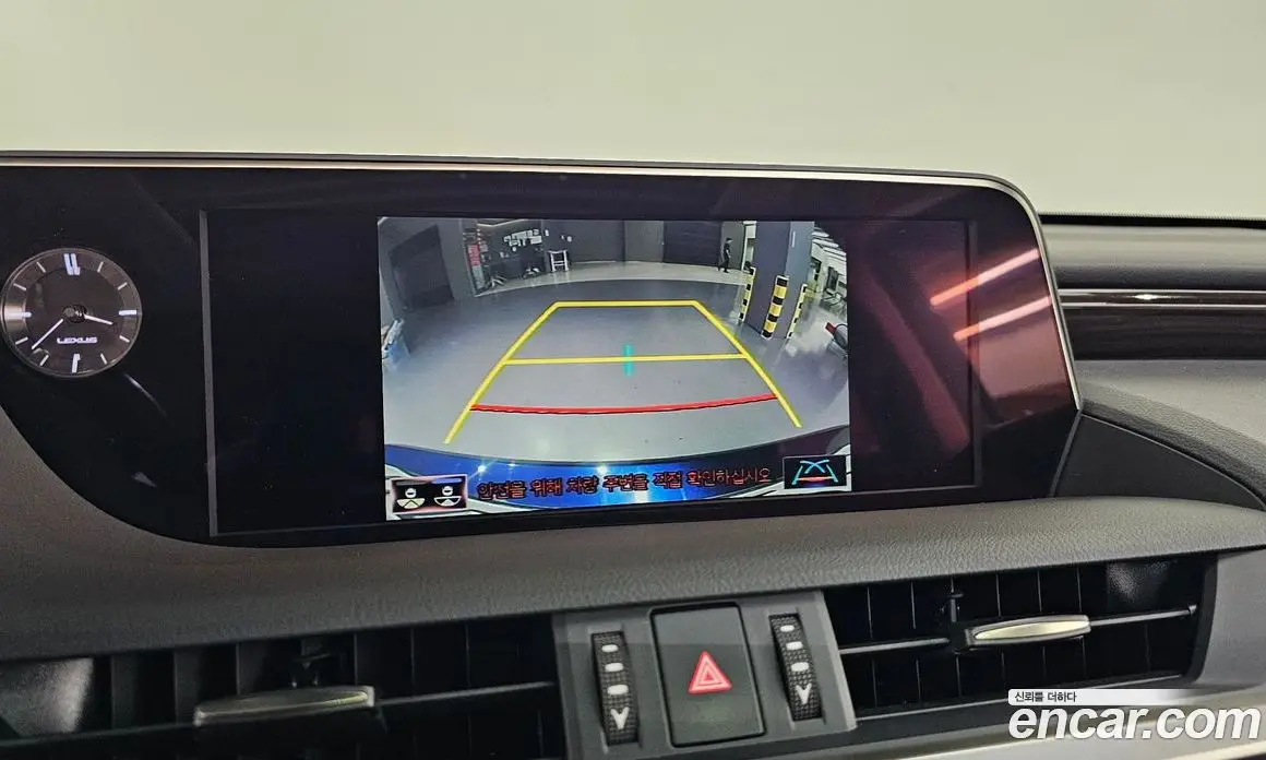 Lexus ES 2019 2.5 автомат (гидро), фото 20