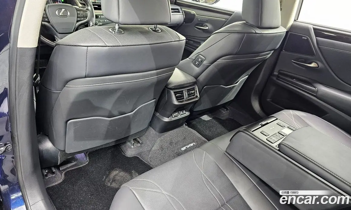 Lexus ES 2019 2.5 автомат (гидро), фото 33