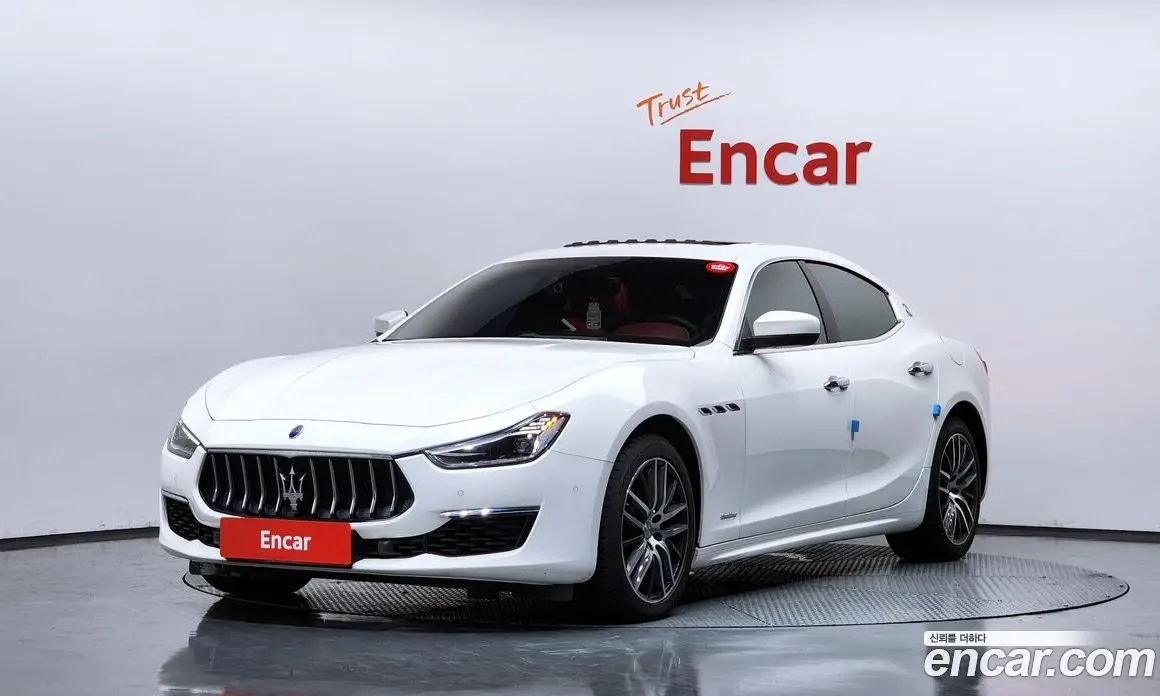 Maserati Ghibli 2018 3.0 автомат (гидро), фото 1 Maserati Ghibli 2018 3.0 автомат (гидро), фото 1