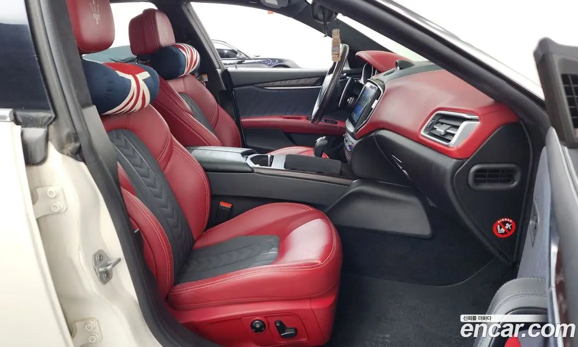 Maserati Ghibli 2018 3.0 автомат (гидро), фото 16 Maserati Ghibli 2018 3.0 автомат (гидро), фото 16