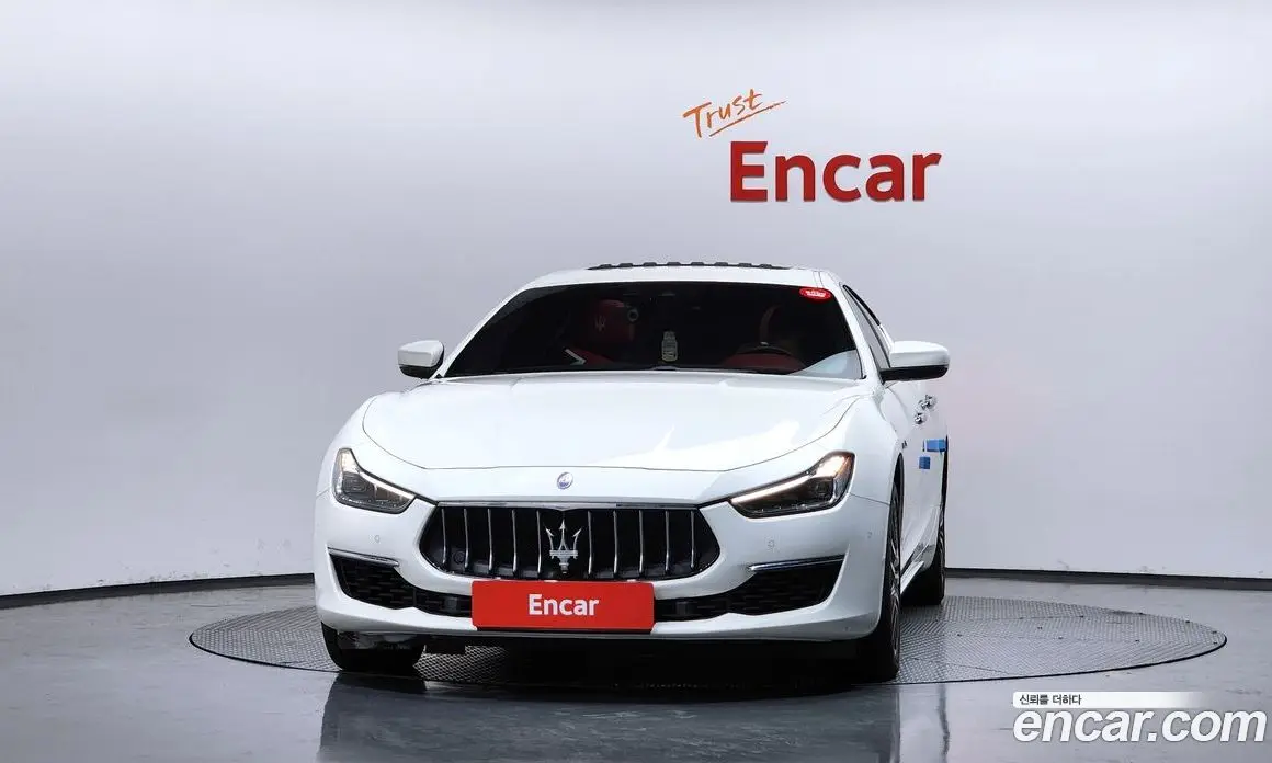 Maserati Ghibli 2018 3.0 автомат (гидро), фото 3 Maserati Ghibli 2018 3.0 автомат (гидро), фото 3