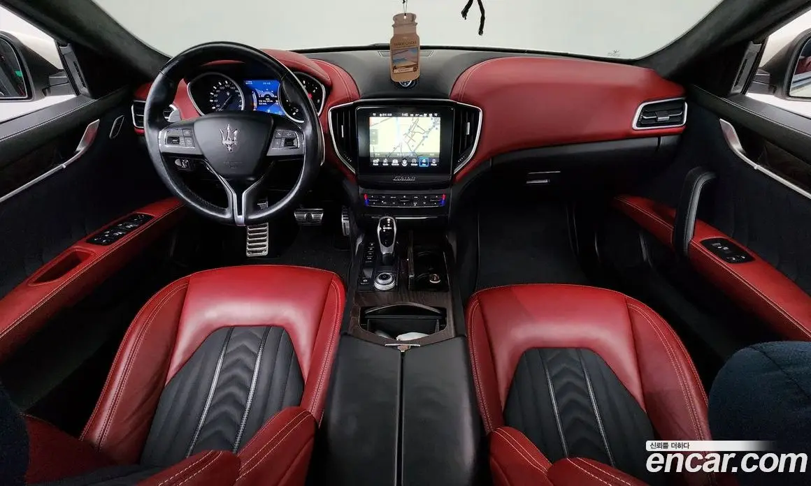 Maserati Ghibli 2018 3.0 автомат (гидро), фото 10 Maserati Ghibli 2018 3.0 автомат (гидро), фото 10