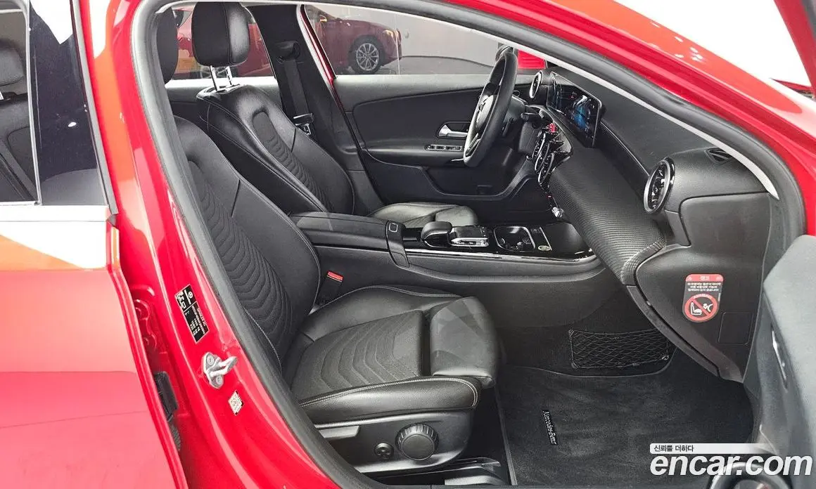 Mercedes-Benz A-Class 2019 2.0 гидро, фото 13 Mercedes-Benz A-Class 2019 2.0 гидро, фото 13