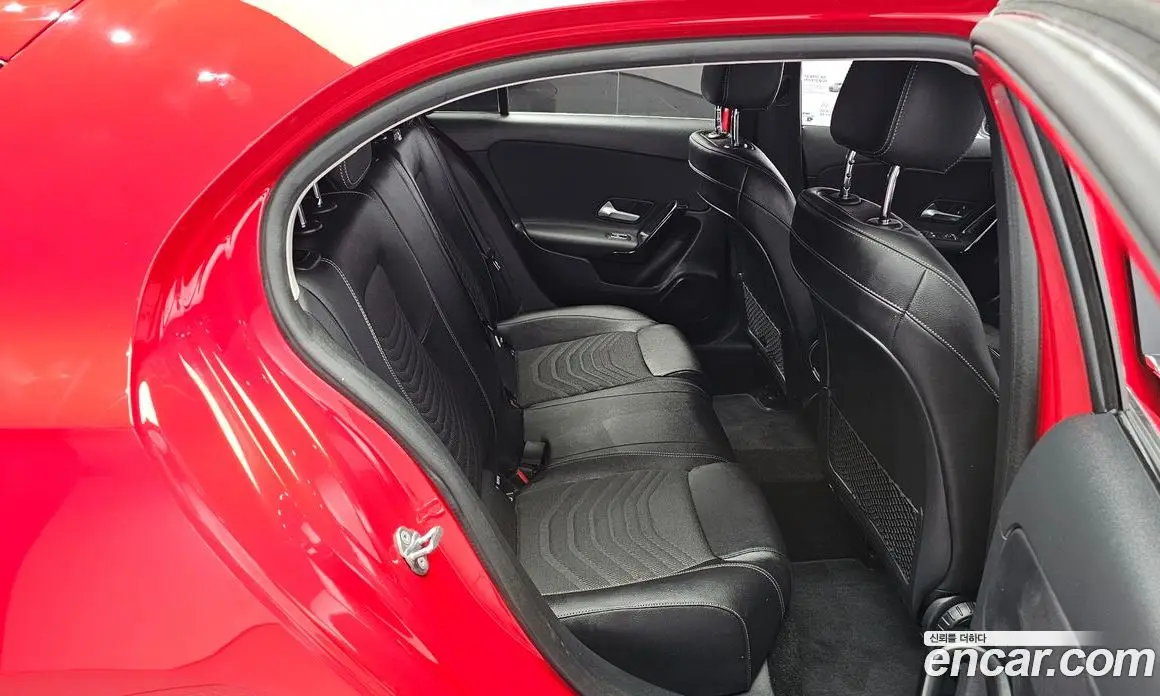 Mercedes-Benz A-Class 2019 2.0 гидро, фото 16 Mercedes-Benz A-Class 2019 2.0 гидро, фото 16