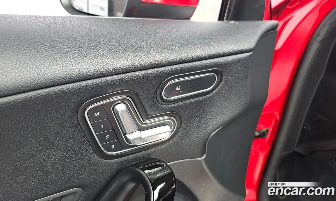 Mercedes-Benz A-Class 2019 2.0 гидро, фото 23 Mercedes-Benz A-Class 2019 2.0 гидро, фото 23
