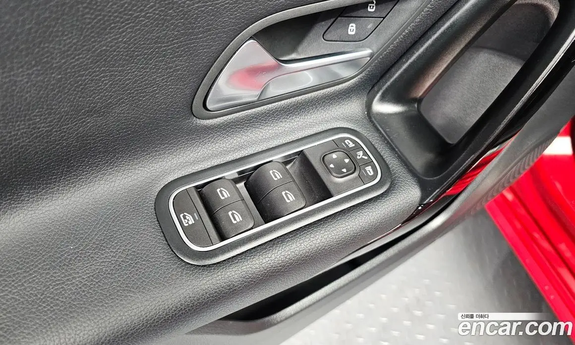 Mercedes-Benz A-Class 2019 2.0 гидро, фото 29 Mercedes-Benz A-Class 2019 2.0 гидро, фото 29