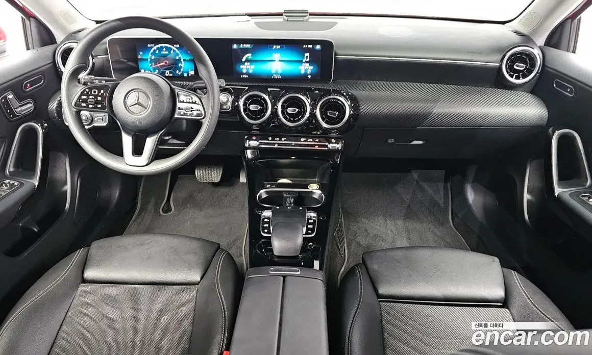 Mercedes-Benz A-Class 2019 2.0 гидро, фото 10 Mercedes-Benz A-Class 2019 2.0 гидро, фото 10