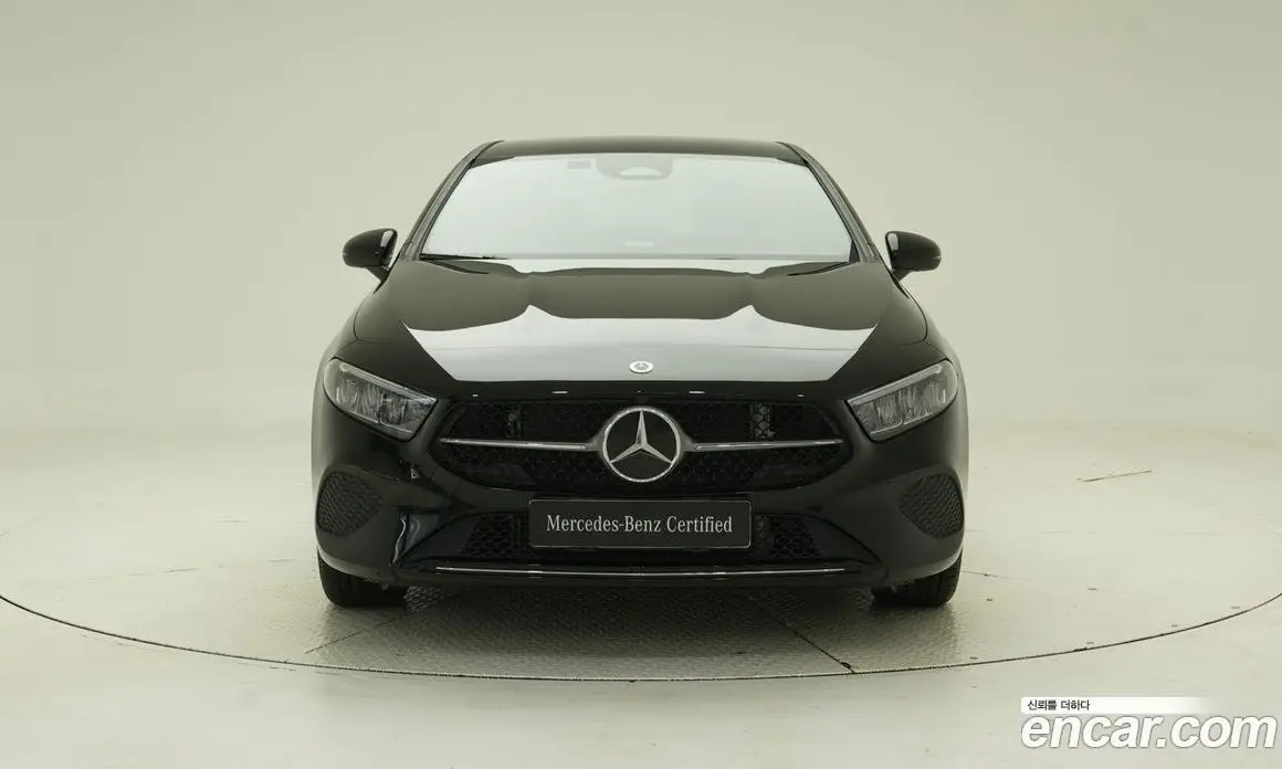 Mercedes-Benz A-Class 2024 2.0 гидро, фото 3 Mercedes-Benz A-Class 2024 2.0 гидро, фото 3