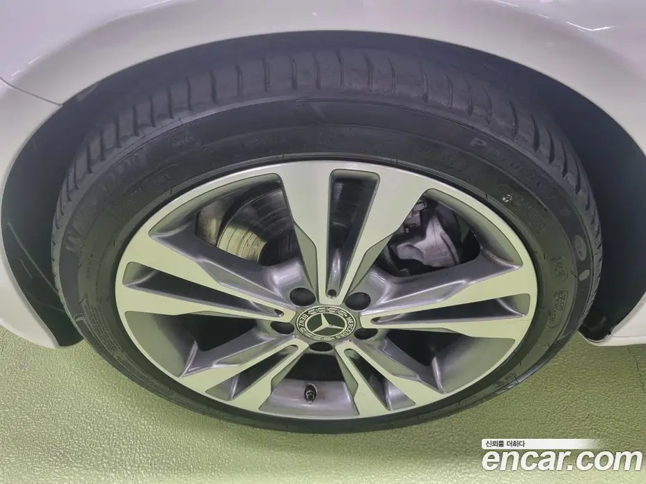 Mercedes-Benz C-Class 2018 2.0 гидро, фото 5