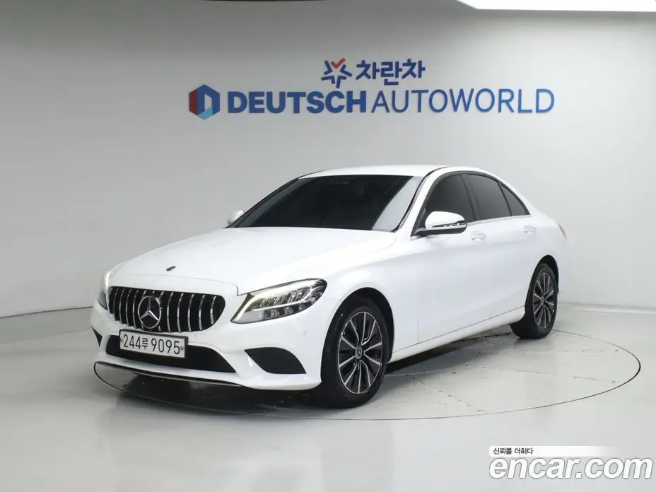 Mercedes-Benz C-Class 2019 2.0 гидро, фото 2 Mercedes-Benz C-Class 2019 2.0 гидро, фото 2