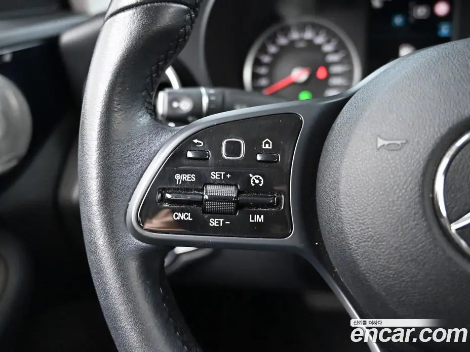 Mercedes-Benz C-Class 2019 2.0 гидро, фото 18 Mercedes-Benz C-Class 2019 2.0 гидро, фото 18