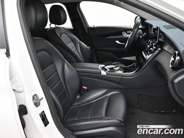 Mercedes-Benz C-Class 2019 2.0 гидро, миниатюра 10 Mercedes-Benz C-Class 2019 2.0 гидро, миниатюра 10